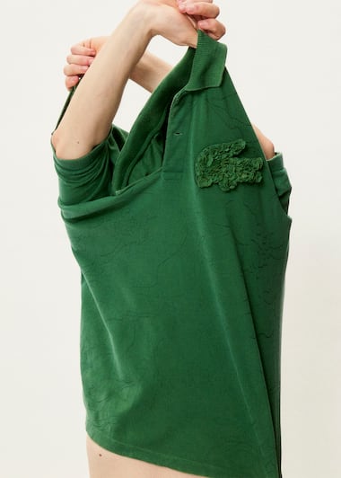 Lacoste Collection Broderie par Lacoste et la Maison Lemarié.