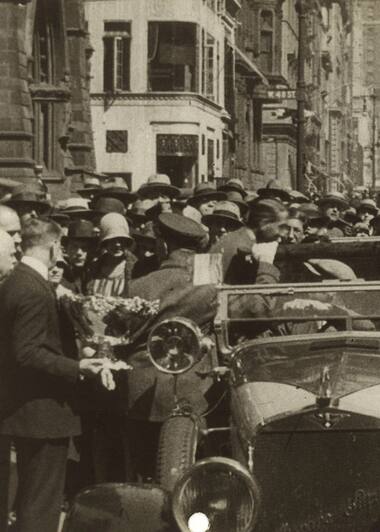 Die siegreiche französische Parade mit dem Davis Cup in New York, 1927 © Familienarchiv Lacoste.