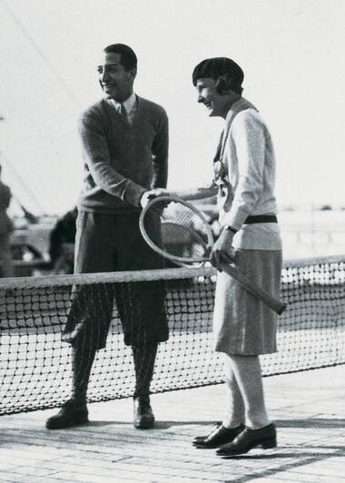 René Lacoste and Simone Thion de la Chaume aboard the liner Ile de France, 1927.