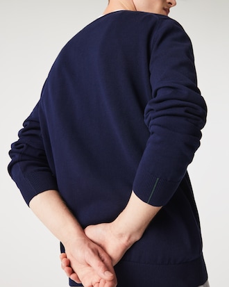 Einfarbiger Pullover aus Baumwolle mit V-Ausschnitt