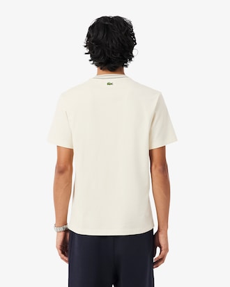 Franz&ouml;sisches T-Shirt mit Badge-Akzent
