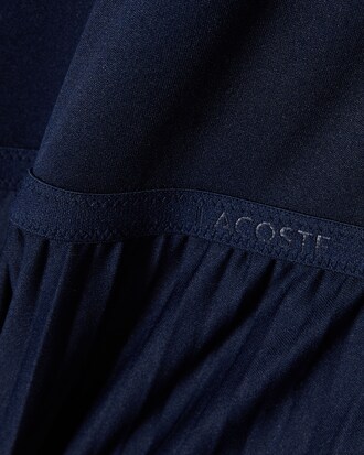 Langes, &auml;rmelloses Faltenkleid