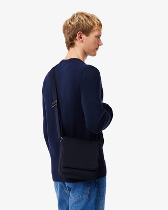 Klassische Herren-Schultertasche mit Klappverschluss