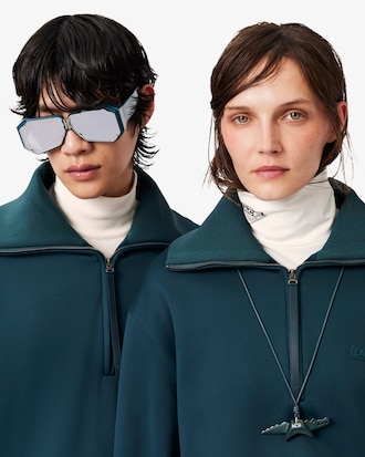 Runway Satin-Sweatshirt mit hohem Kragen und Rei&szlig;verschluss