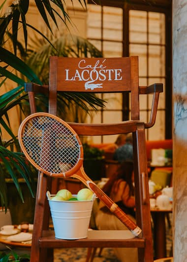 Bienvenue au Club Lacoste New York