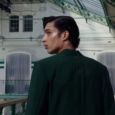 fashion-show-commercialization-color