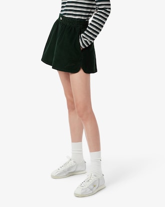 Short wide fit velours c&ocirc;tel&eacute;