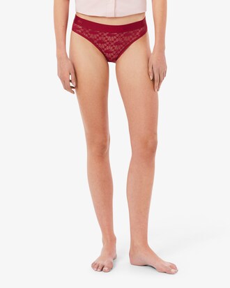 Culotte en dentelle ceinture sigl&eacute;e