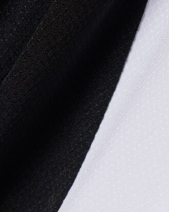 Short Sport taffetas diamant&eacute; color-block