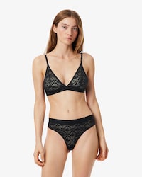 String en dentelle ceinture sigl&eacute;e