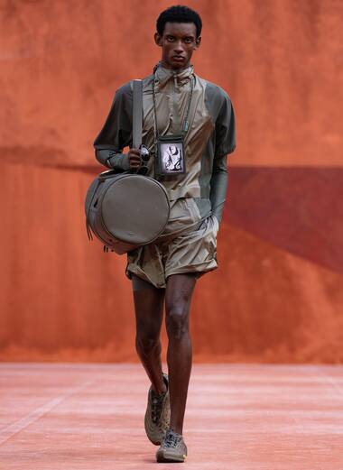 Look-32