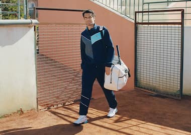 ss23/modular/tracksuit-shop/TRACKSUIT-SHOP_SPORTSUIT