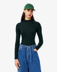 Rippstrickpullover aus Merinowolle mit hohem Kragen