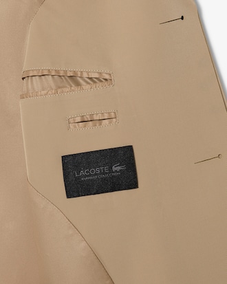 Runway figurbetonte Jacke aus technischem Stretchmaterial