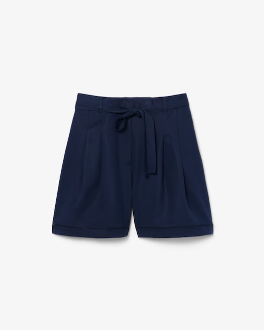 Navy Blau