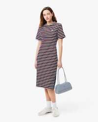 T-Shirt-Kleid aus gestreiftem Jersey