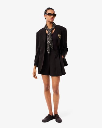 Bedrucktes, quadratisches Seidentuch Runway