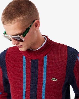 Archiv-Pullover mit hohem Kragen und Streifen