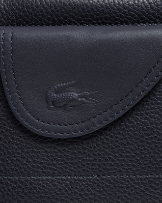 Sacoche Club Lacoste en cuir grain&eacute;