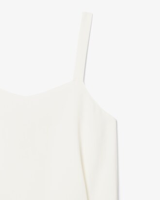 Robe pliss&eacute;e asym&eacute;trique D&eacute;fil&eacute;