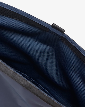 Borsa messenger grande Lacoste in Motion