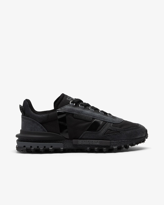 BLACK / BLACK
