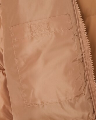 Piumino con cappuccio impermeabile