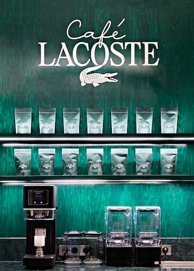 Le Caf&eacute; Lacoste, Paris