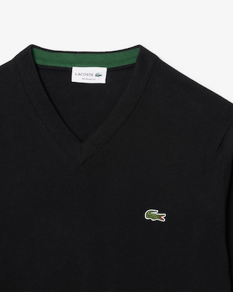 Einfarbiger Pullover aus Baumwolle mit V-Ausschnitt