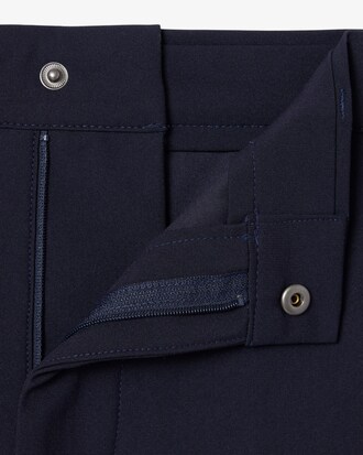 Slim Commuter Fit-Chinohose aus Stretchmaterial