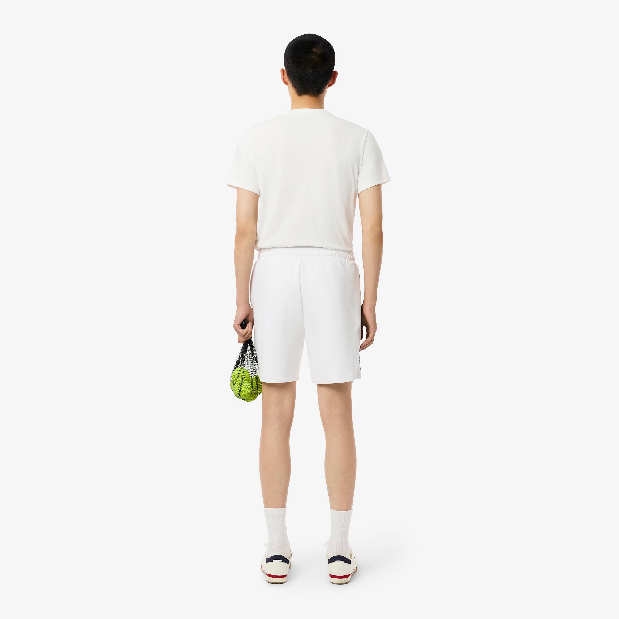 Thumbnail - Lacoste Tennisshorts Heritage mit Badge-Detail und Ultra Dry-Technologie - Weiß / Navy Blau Size XXL
