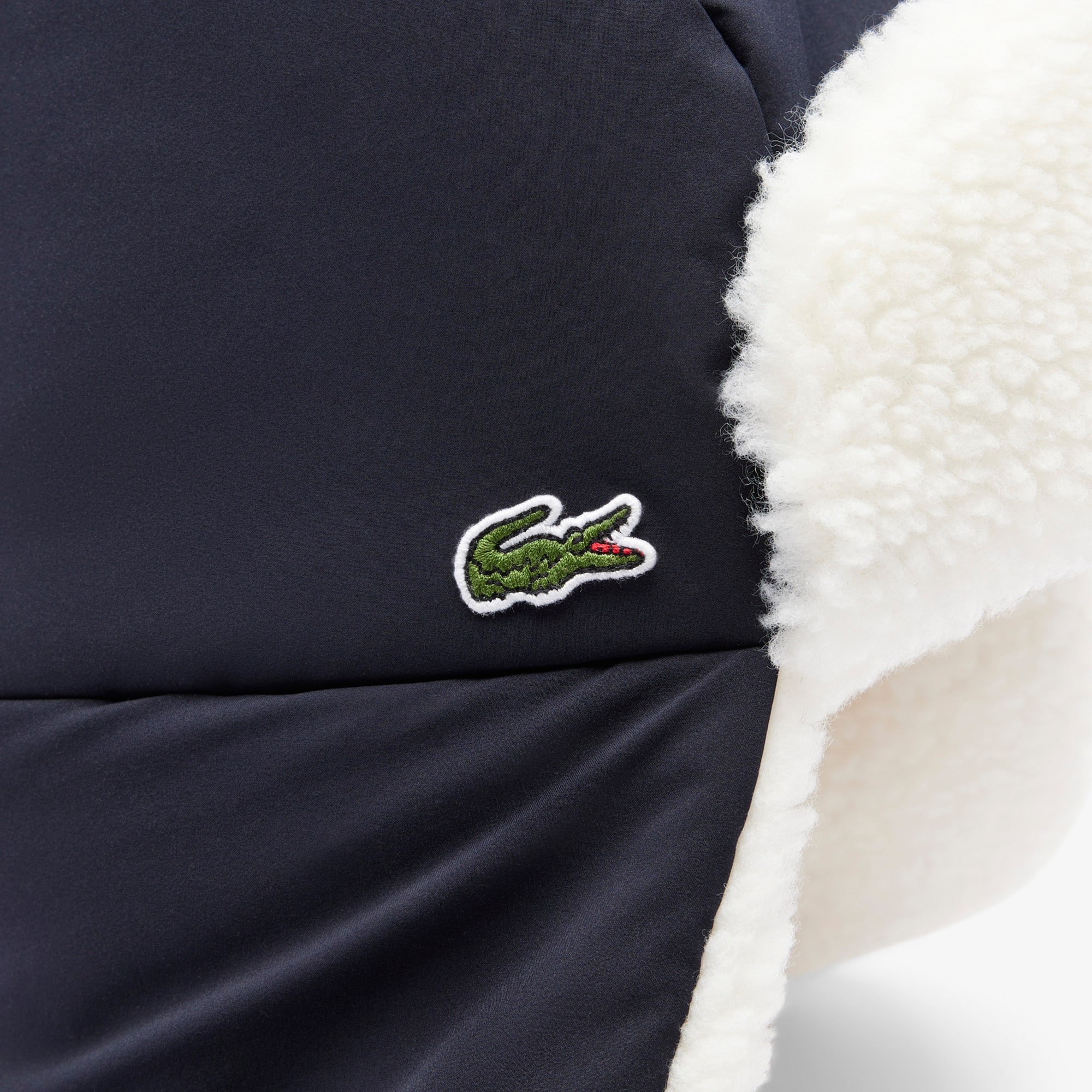 Thumbnail - Lacoste Wasserabweisende Schapka mit Fleece-Futter - Navy Blau / Weiß Size S