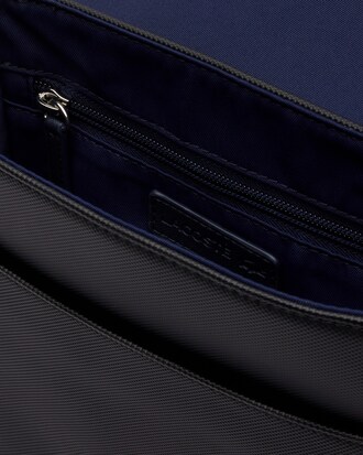 Klassische Herren-Schultertasche mit Klappverschluss