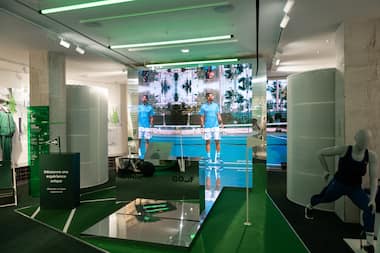 Lacoste Arena Sport Performance