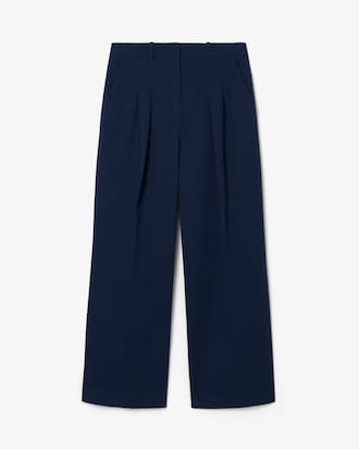 Wide Fit Stretch Gabardine Chino Pants