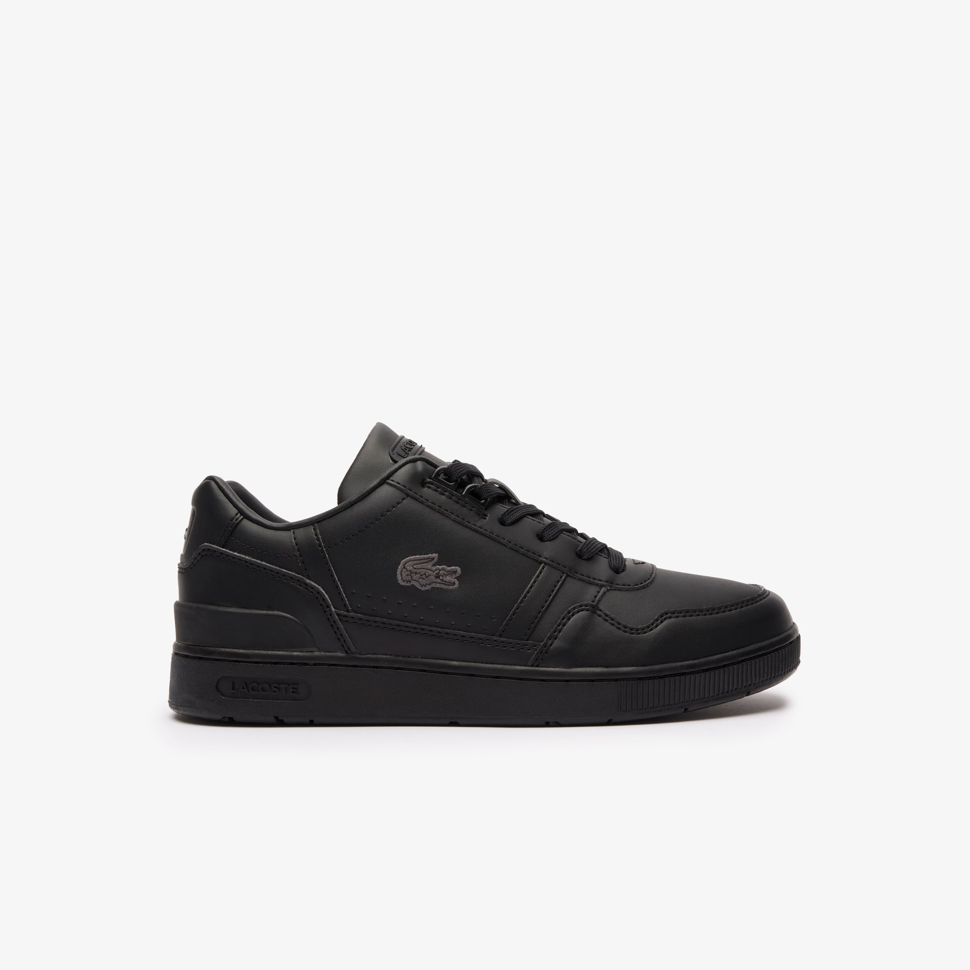 Lacoste offers store