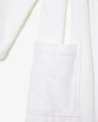 L René Bathrobe