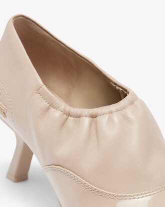 Women's Runway Leather Sneakers