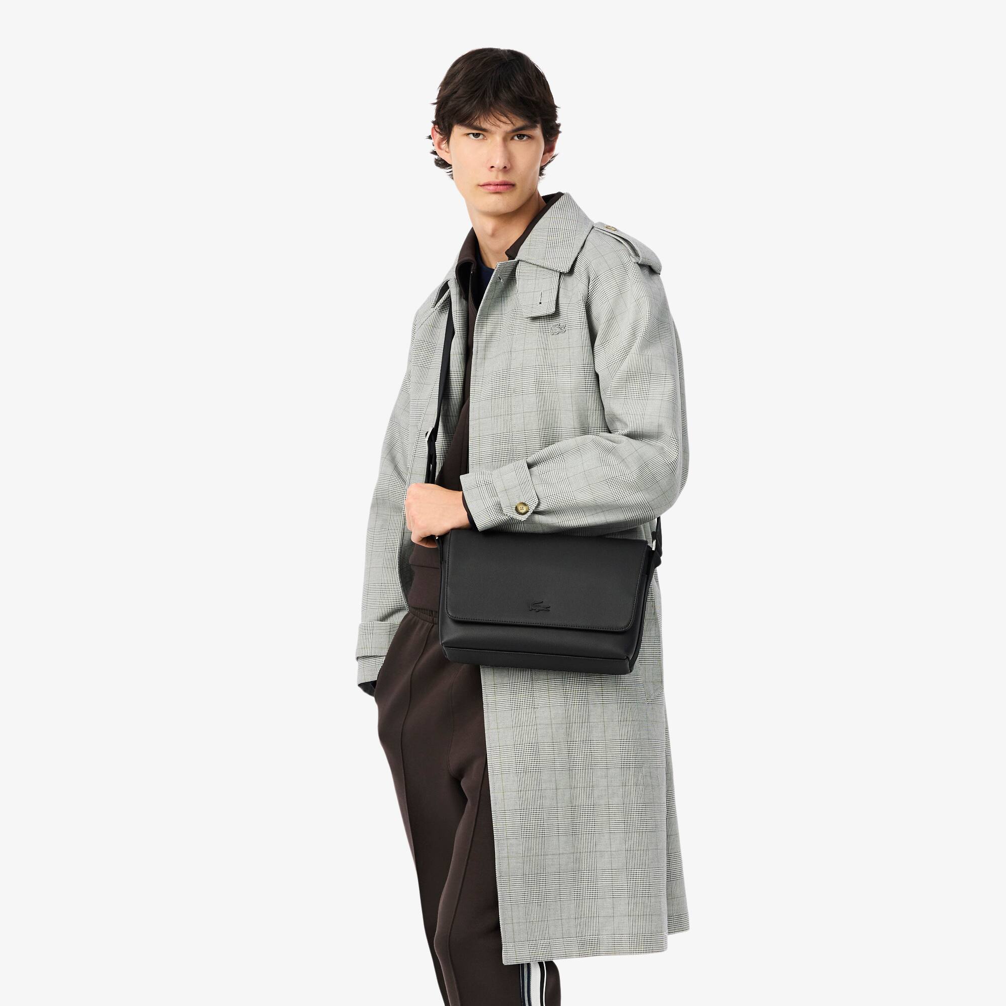 LACOSTE ★ Men's Classi.c messenger Bag 無料送料 Men's Classic Messenger Bag - Men's Vertical Bags - New In