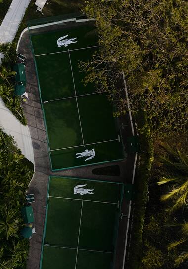 El p&aacute;del en el Club Lacoste Bali