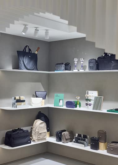 Lacoste abre una tienda insignia en Hong Kong, en el ic&oacute;nico edificio Pedder
