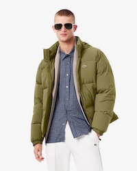 Chaqueta acolchada con capucha hidrófuga