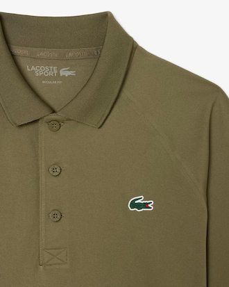 Polo de corte regular con protecci&oacute;n UV