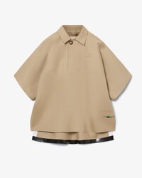 Polos oversize impermeable Lacoste x Mackintosh