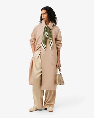 Gabardina oversized hidr&oacute;fuga