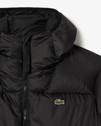 Chaqueta acolchada corta con capucha hidrófuga