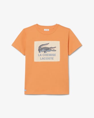Camiseta de algod&oacute;n con insignia en contraste