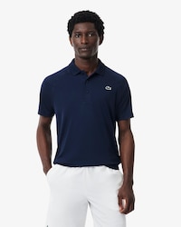 Polo de corte regular con protecci&oacute;n UV