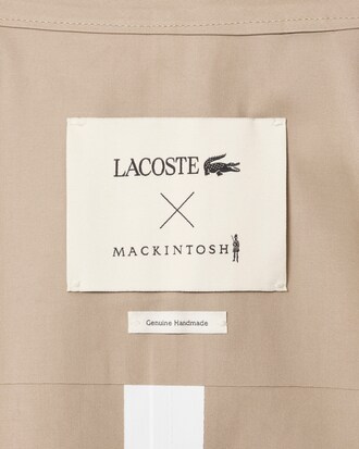Falda impermeable Lacoste x Mackintosh