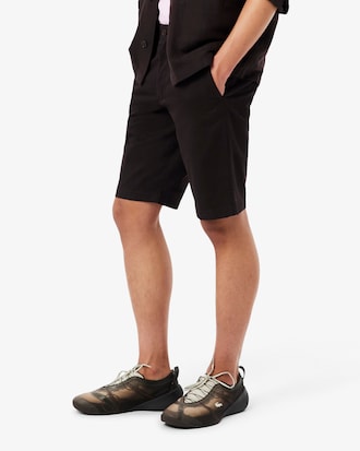 Pantal&oacute;n chino de sarga el&aacute;stica